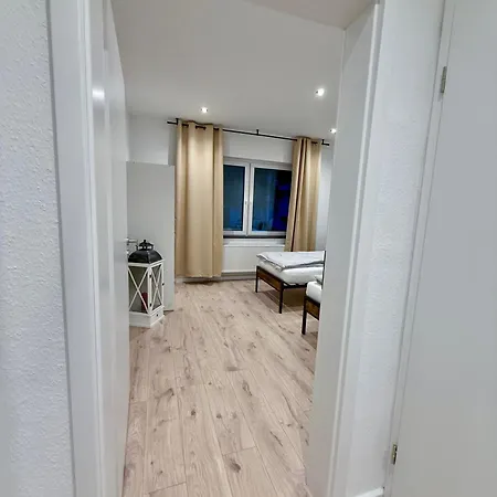 Frisch Saniertes Business 