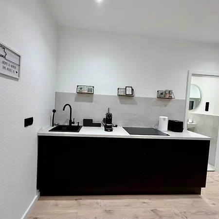 Frisch Saniertes Business 